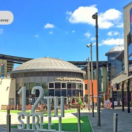 Luxury Campbell Park Apartments In Central Mk With Balcony, Free Parking & Smart Tv With Netflix By Yoko Property Milton Keynes Luaran gambar